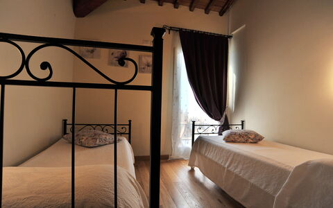 Casa Fabrizio: Bâtiment, Propriété, Meubles, Confort, Textile, Cadre De Lit, Design Intérieur, Architecture, Lit, Sol
