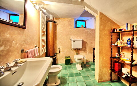 Il Principe: Pièce, Propriété, Bâtiment, Salle De Bains, Design Intérieur, Maison, Immobilier, Suite, Architecture, Luminaire Plomberie
