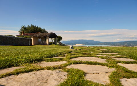 Villa Agazzi: Ciel, Paysage Naturel, Herbe, Champ, Famille Grass, Zone Rurale, Prairie, Paysage, Maison, Lot Terre