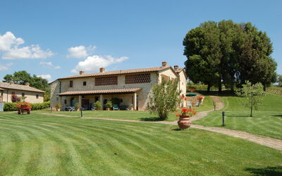 Vecchio Fienile Apartments