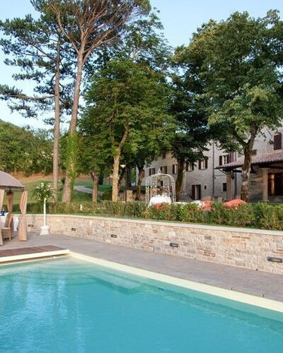 Villa Gubbio: Piscine, Propriété, Maison, Bâtiment, Biens, Immobilier, Domicile, Villa, Recours, Loisir