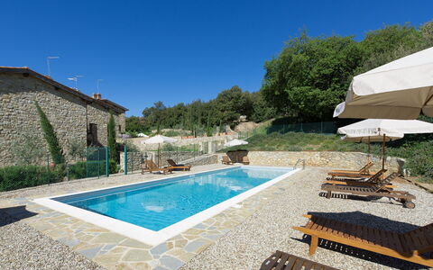 Villa Nova: Piscine, Propriété, Maison, Immobilier, Bâtiment, Biens, Villa, Zone Résidentielle, Vacances, Domicile