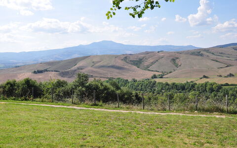 Le Querce Di Campocane: Prairie, Montagnes Relief, Colline, Environnement Naturel, Pâturage, Montagnes, Montagne, Ciel, Paysage Naturel, Plaine