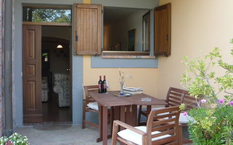 Le Querce Di Campocane: Pièce, Propriété, Meubles, Bâtiment, Maison, Design Intérieur, Table, Immobilier, Sol, Domicile