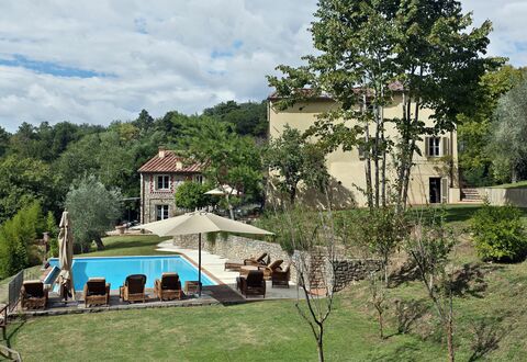 Angeloni: Propriété, Maison, Biens, Domicile, Immobilier, Bâtiment, Zone Résidentielle, Manoir, Villa, Piscine