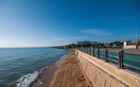 Vista Mare Noto: Côte, Mer, Plage, Rive, Ciel, L'Eau, Océan, Cotiers Et Relief Océaniques, Horizon, Vacances