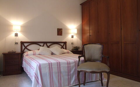 Villa Agrifogli: Chambre, Lit, Pièce, Meubles, Drap De Lit, Propriété, Cadre De Lit, Literie, Sol, Mur